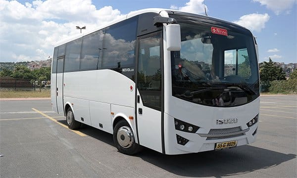 big_6_isuzu14-1 Isuzu midivan 33 seats