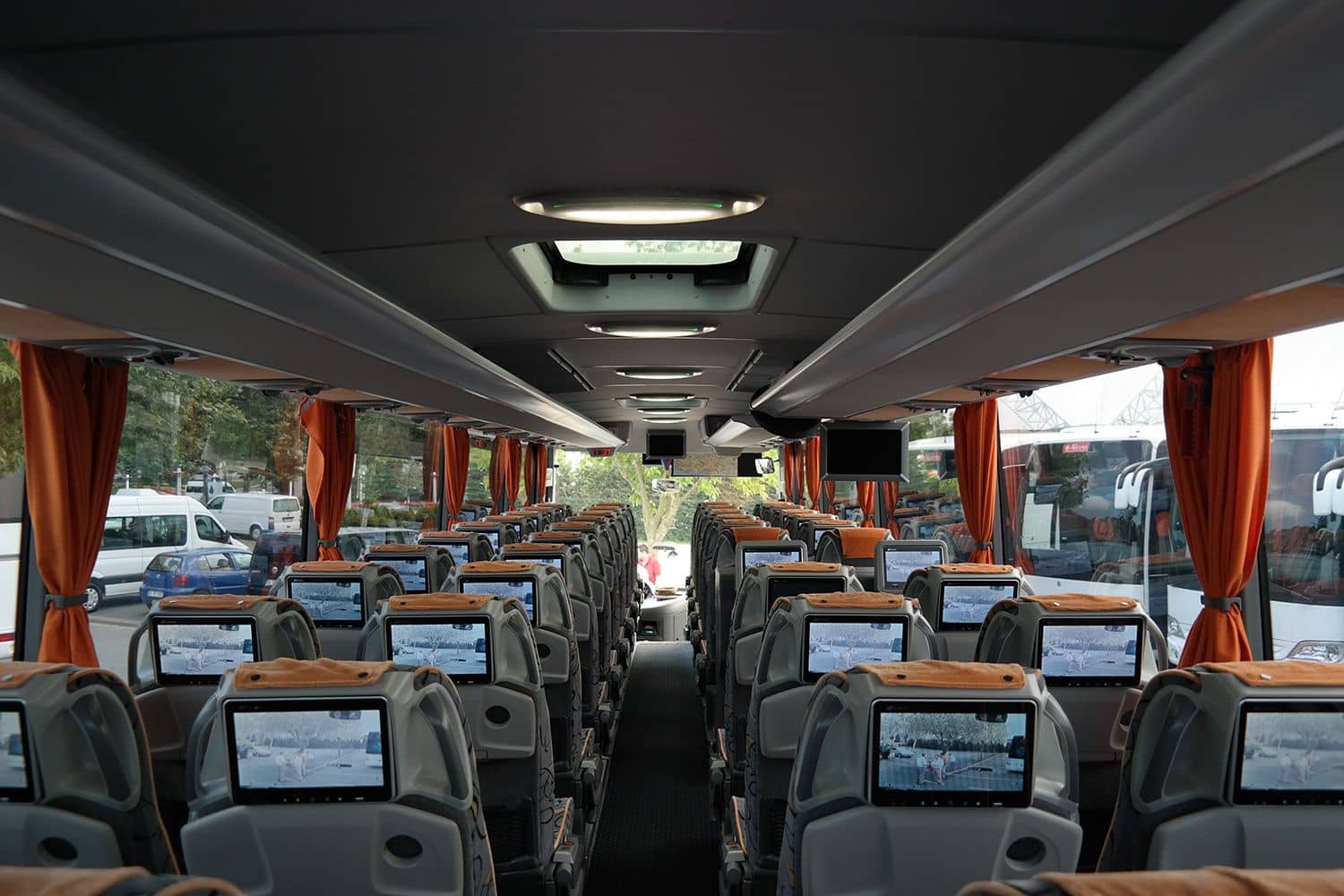 mercedes-02-2 Benz Tourismo 55 seats